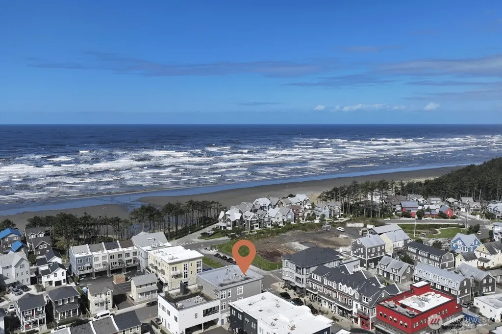 204 Market Street Pacific Beach WA 98571