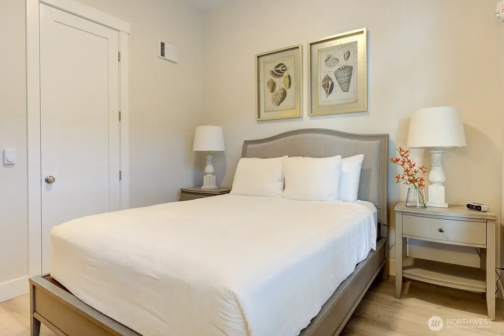 204 Market Street Pacific Beach WA 98571