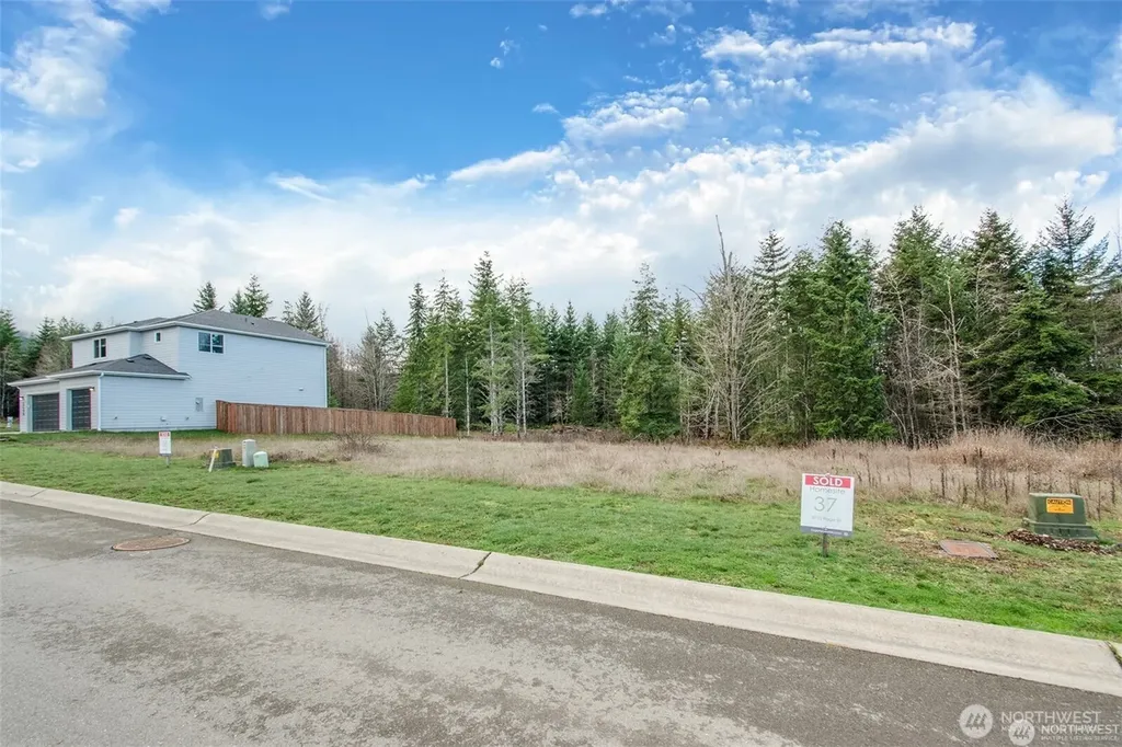 9999 Valley Creek Drive Port Angeles WA 98362