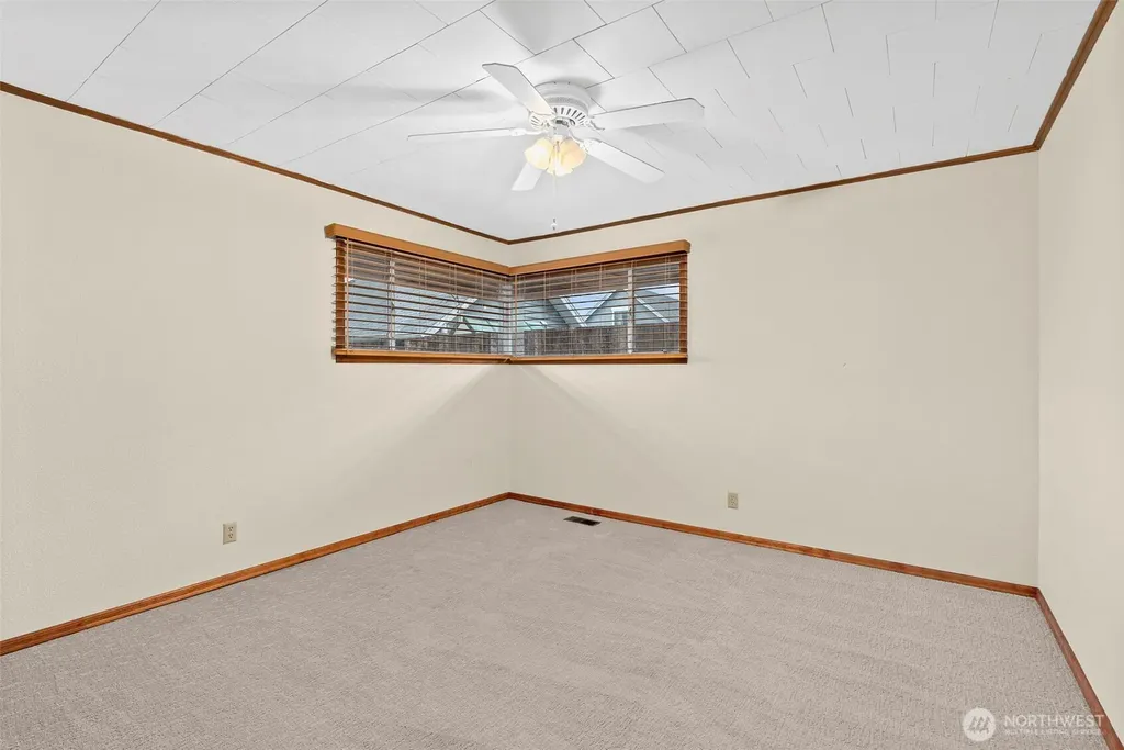 501 N Oak Street Centralia WA 98531