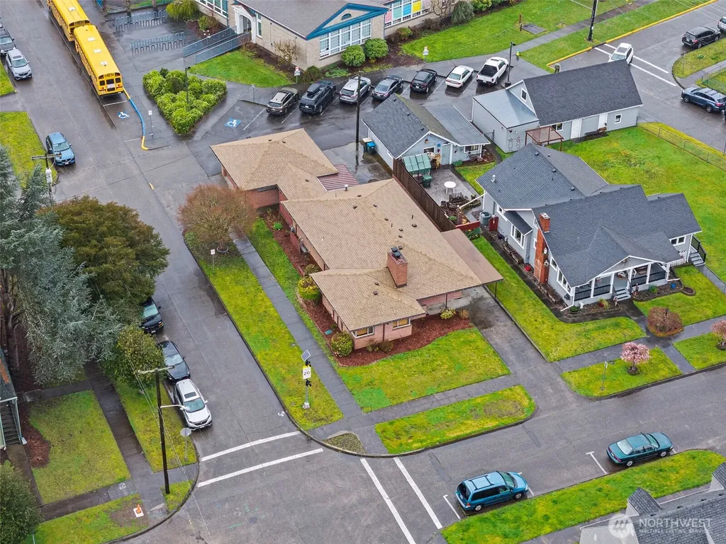501 N Oak Street Centralia WA 98531