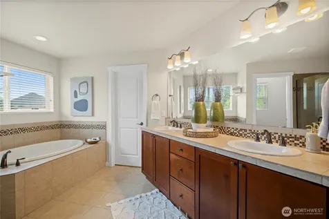34117 SE Ash Street Snoqualmie WA 98065