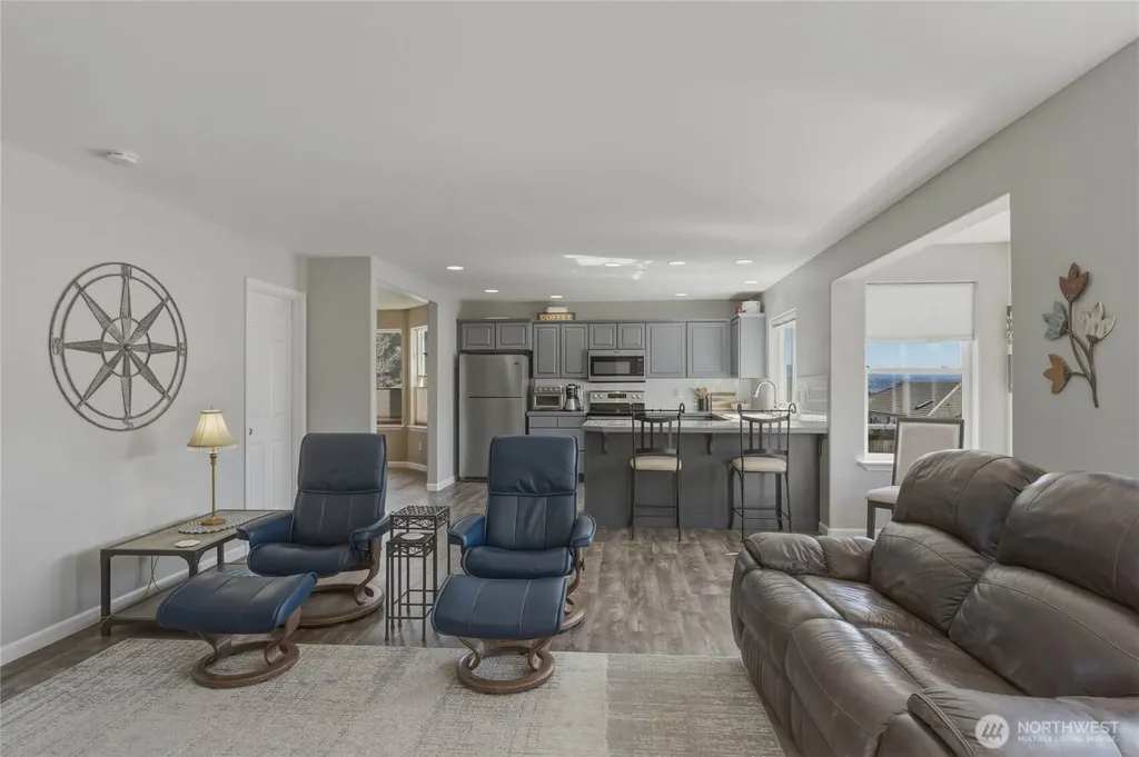 2217 Michael Brooke Wenatchee WA 98801