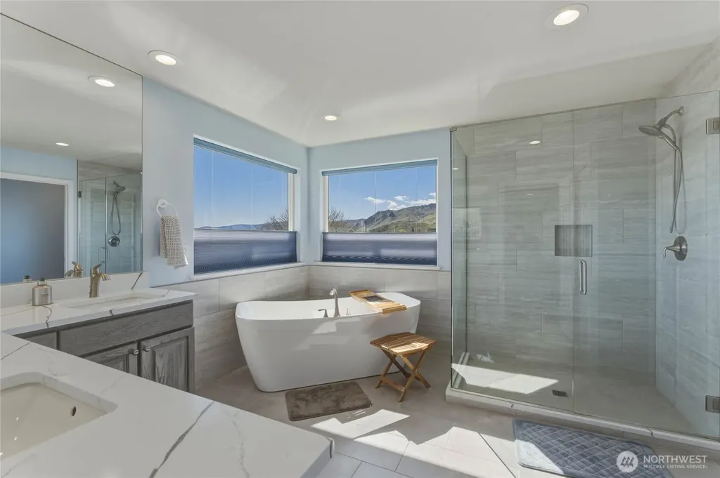 2217 Michael Brooke Wenatchee WA 98801
