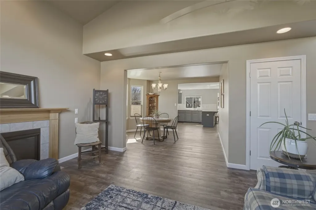 2217 Michael Brooke Wenatchee WA 98801