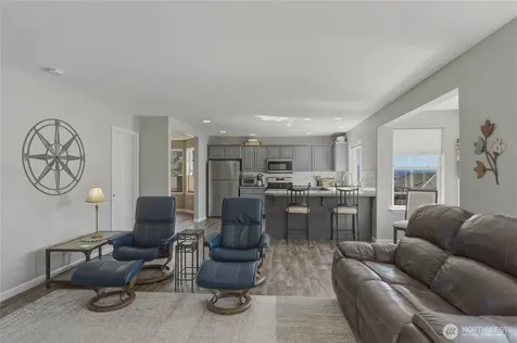 2217 Michael Brooke Wenatchee WA 98801