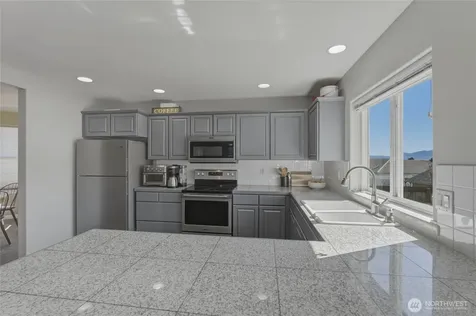 2217 Michael Brooke Wenatchee WA 98801
