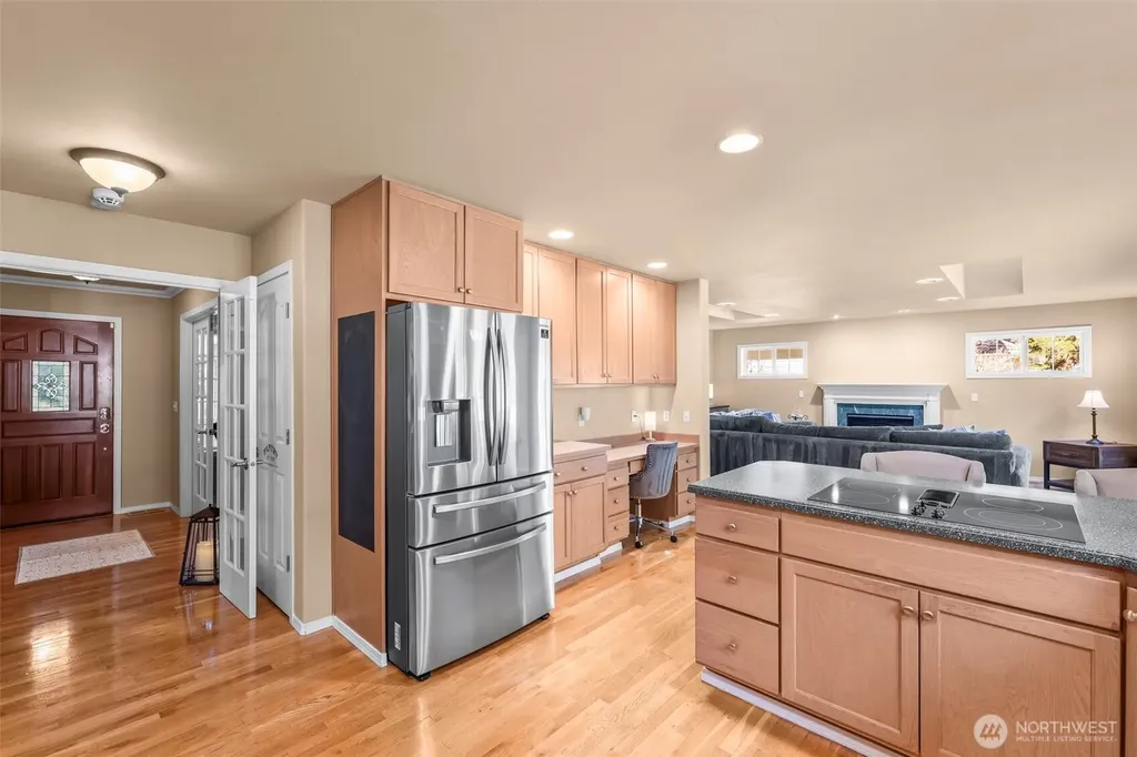 2016 Golden Maples Court NW Olympia WA 98502