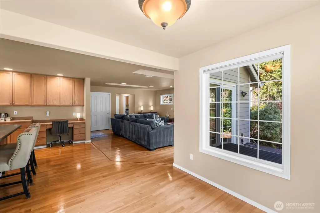 2016 Golden Maples Court NW Olympia WA 98502