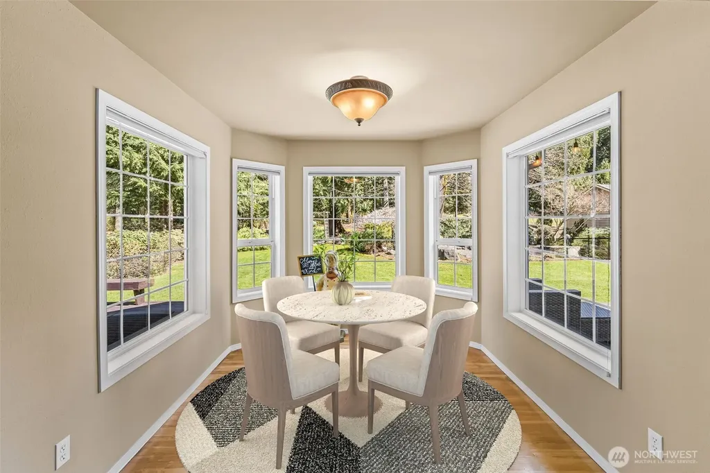 2016 Golden Maples Court NW Olympia WA 98502