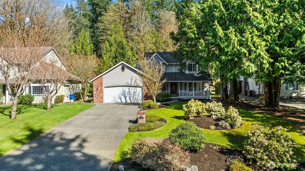 2016 Golden Maples Court NW Olympia WA 98502