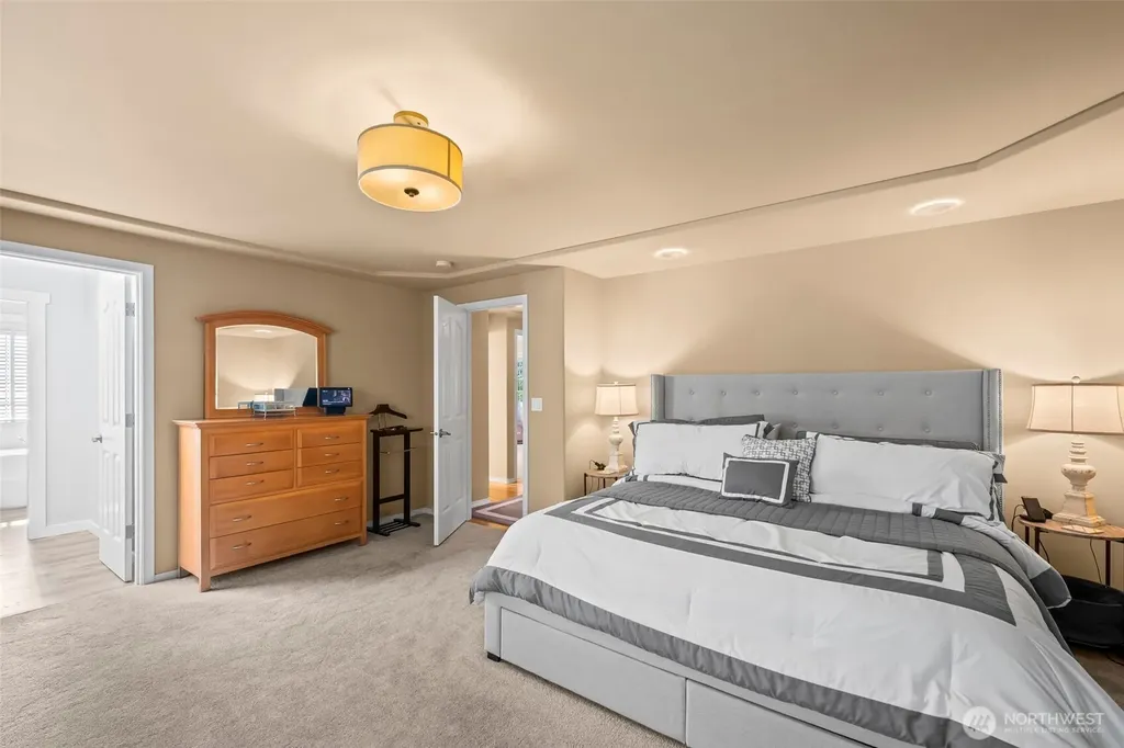 2016 Golden Maples Court NW Olympia WA 98502