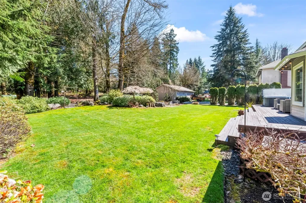 2016 Golden Maples Court NW Olympia WA 98502