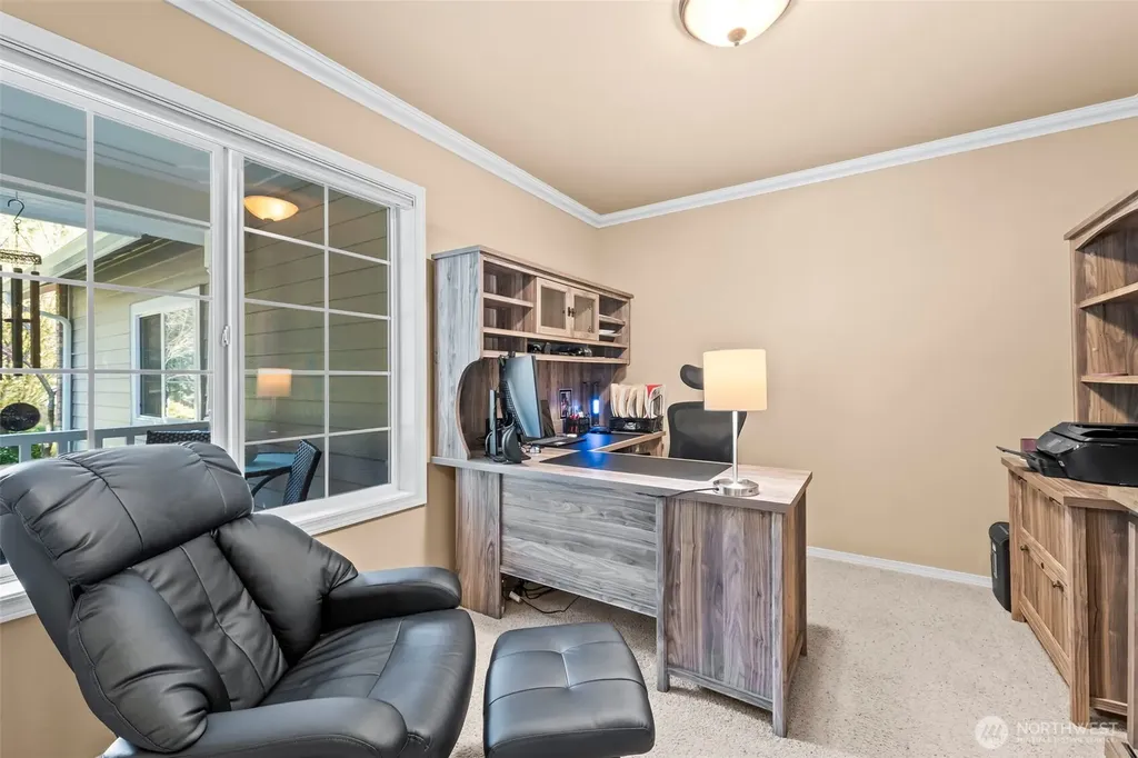 2016 Golden Maples Court NW Olympia WA 98502