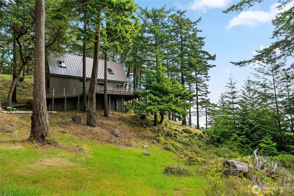 5 Nelson Trail Henry Island WA 98250