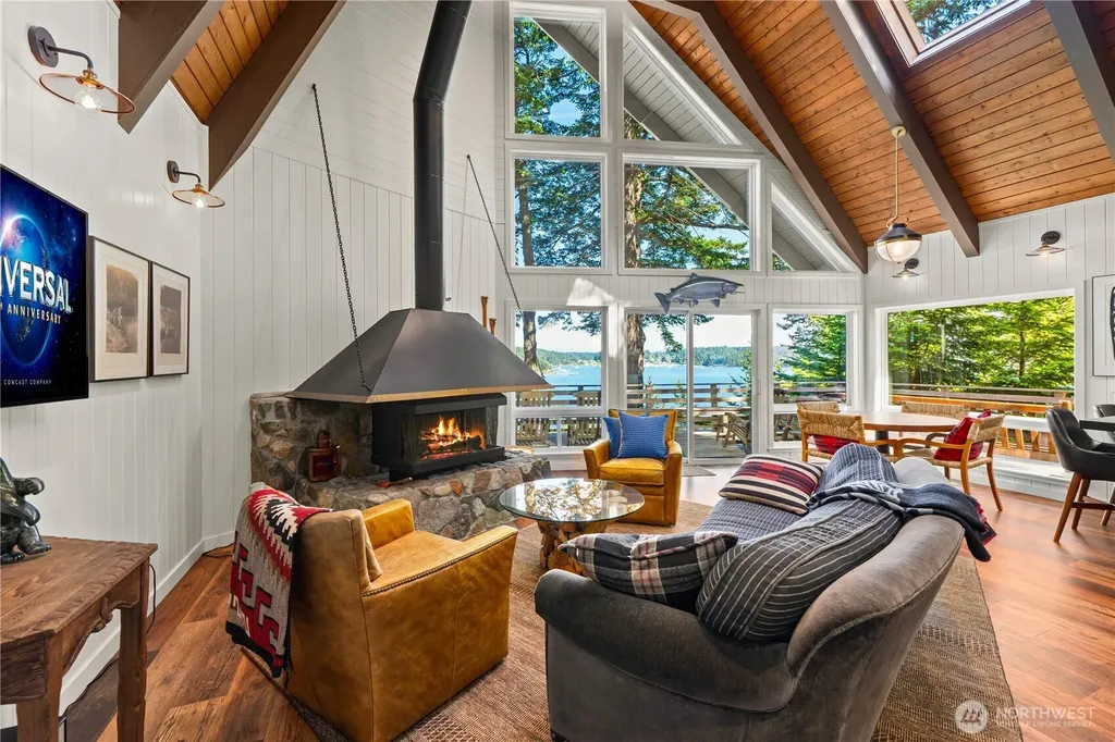 5 Nelson Trail Henry Island WA 98250