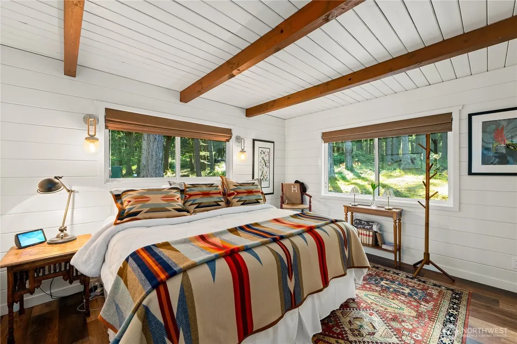 5 Nelson Trail Henry Island WA 98250