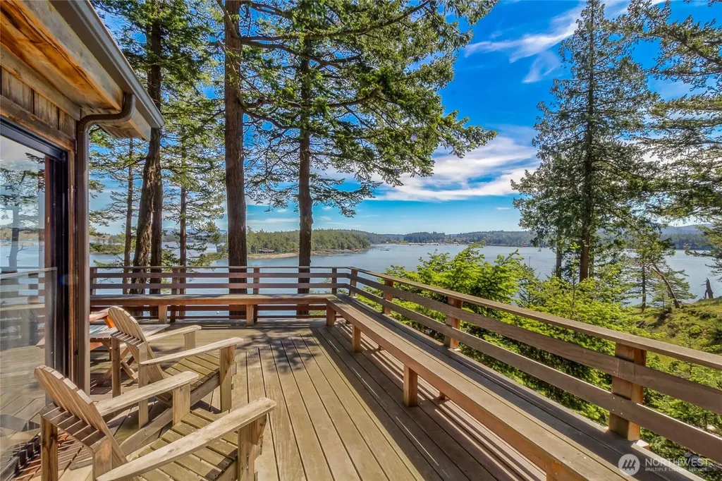 5 Nelson Trail Henry Island WA 98250