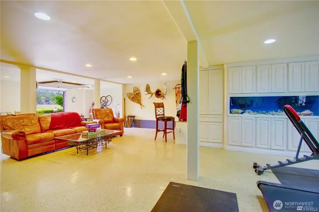 1898 Bayshore Road Lopez Island WA 98261