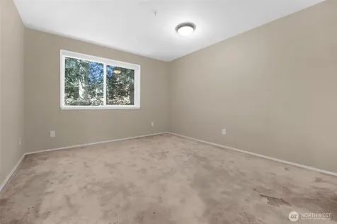 6527 200th Street SW Lynnwood WA 98036