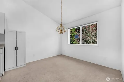 6527 200th Street SW Lynnwood WA 98036