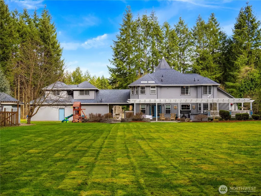 34914 27th Avenue E Roy WA 98580