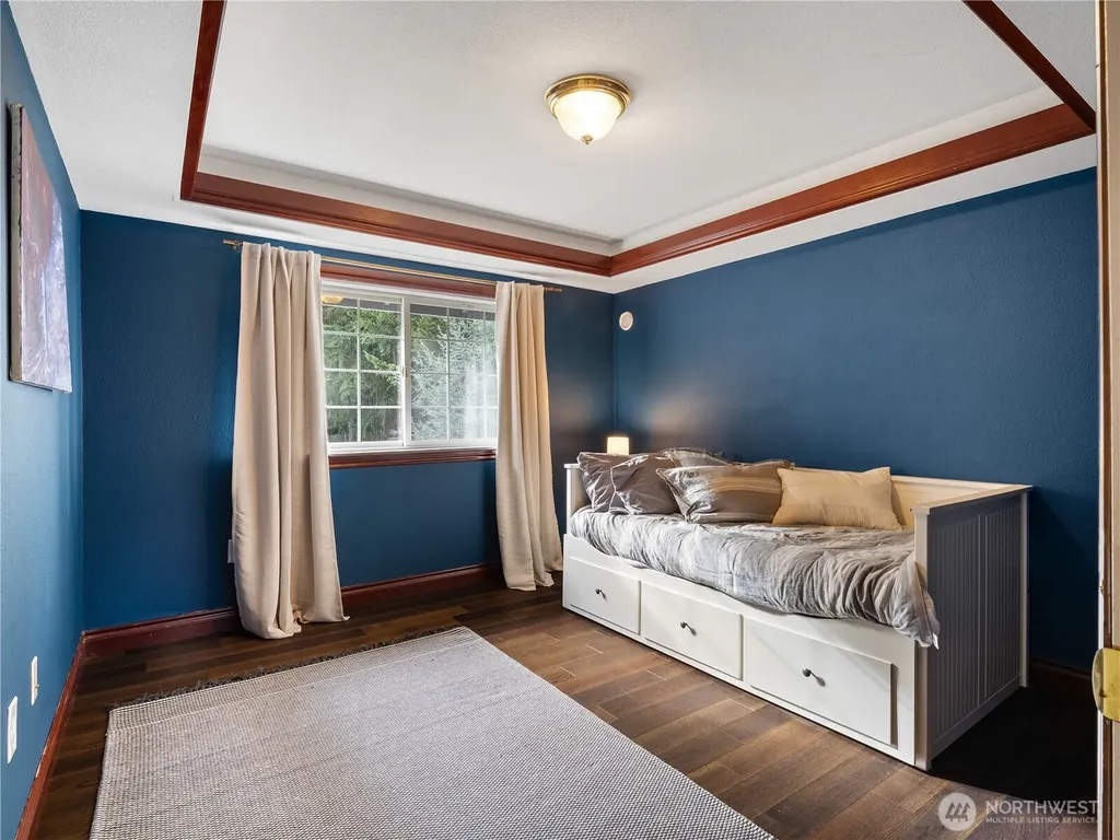 34914 27th Avenue E Roy WA 98580