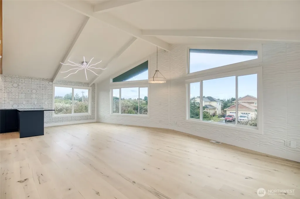 506 Sand Dune Avenue SW Ocean Shores WA 98569