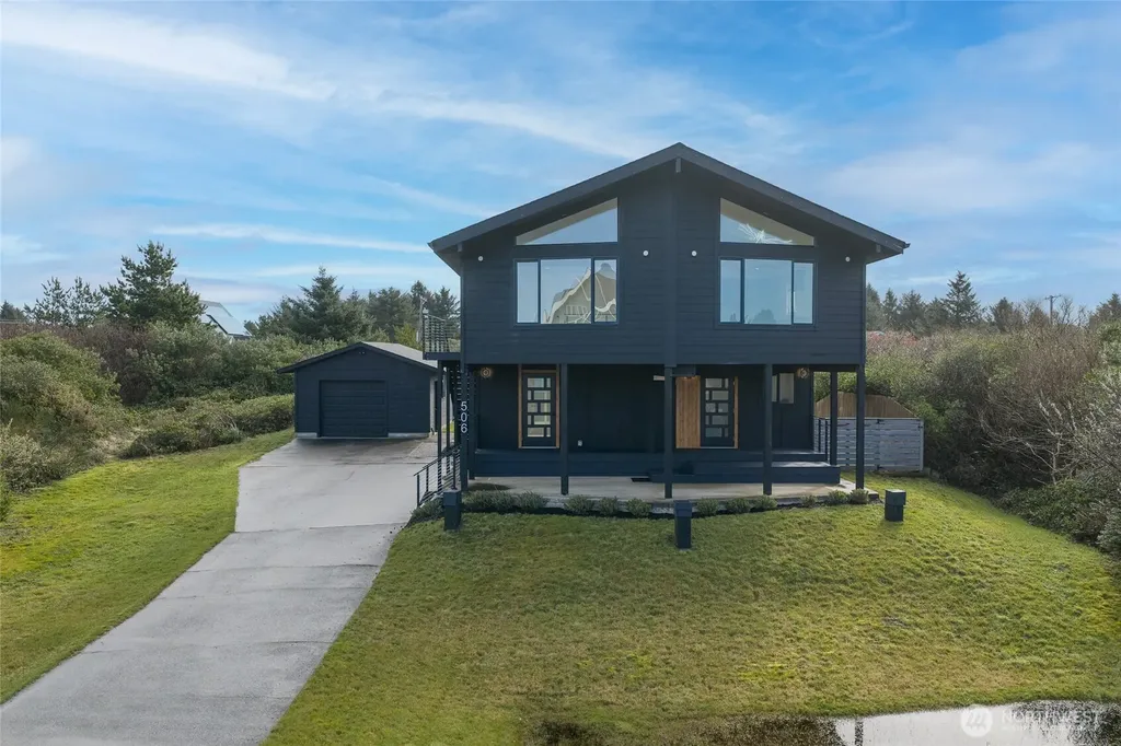 506 Sand Dune Avenue SW Ocean Shores WA 98569