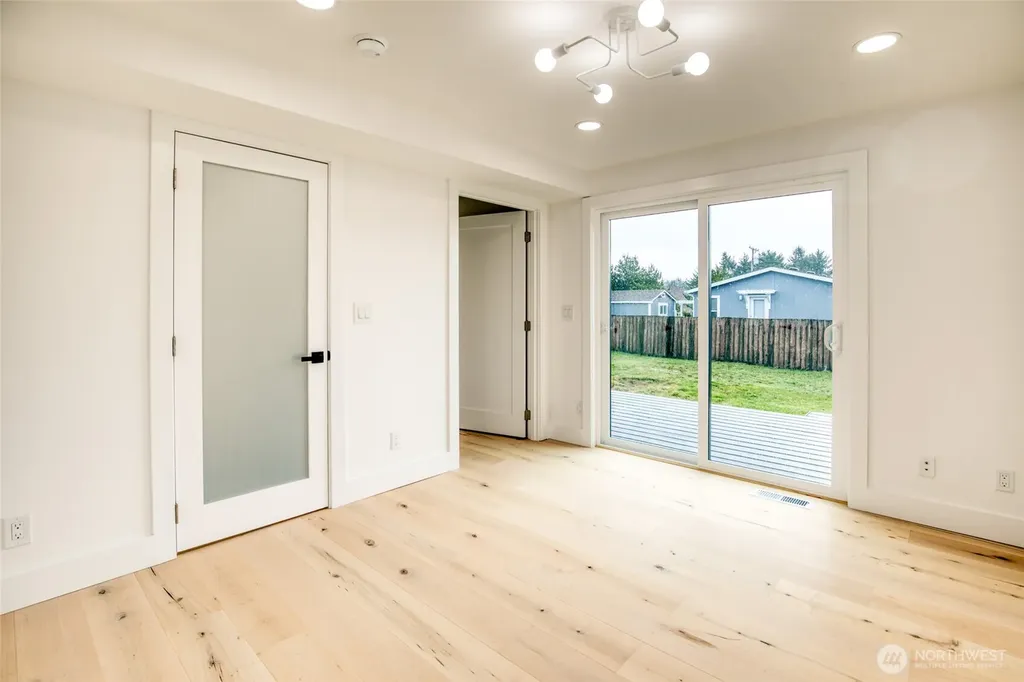 506 Sand Dune Avenue SW Ocean Shores WA 98569