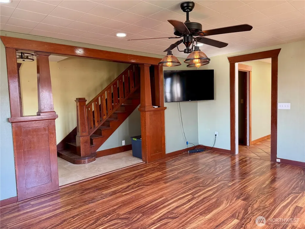 215 NW Cole Avenue Wilbur WA 99185