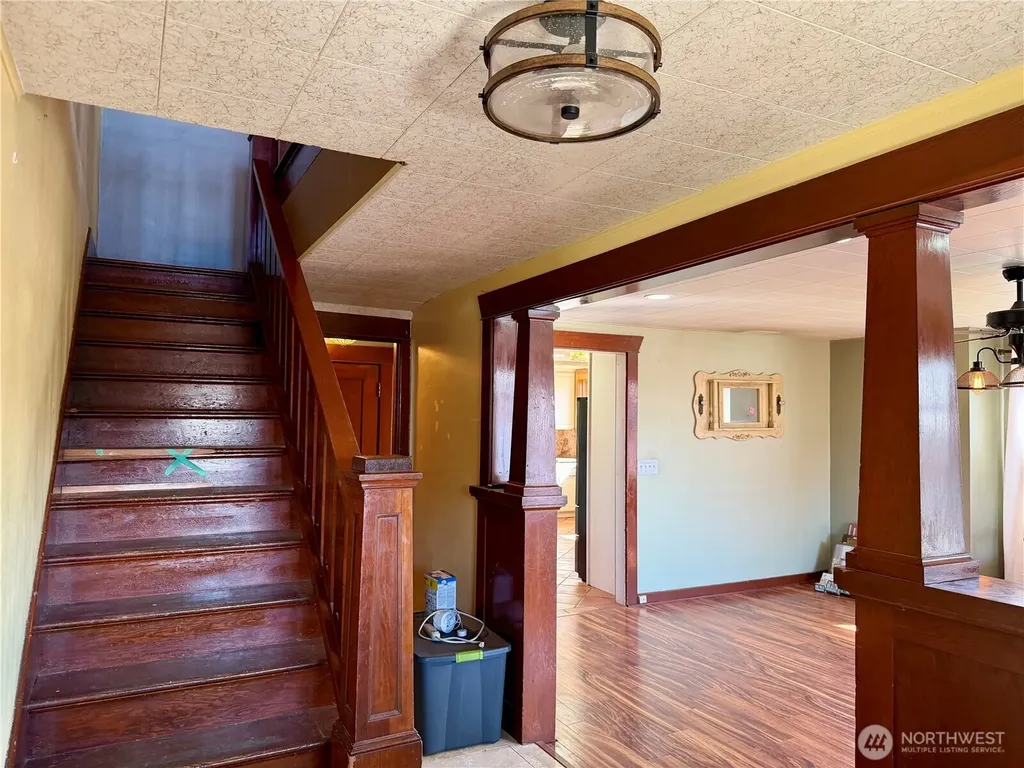 215 NW Cole Avenue Wilbur WA 99185