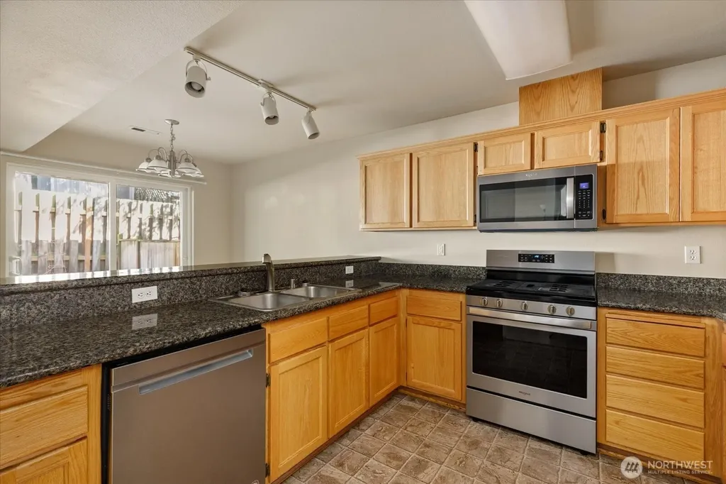 210 NE Melrose Drive Oak Harbor WA 98277