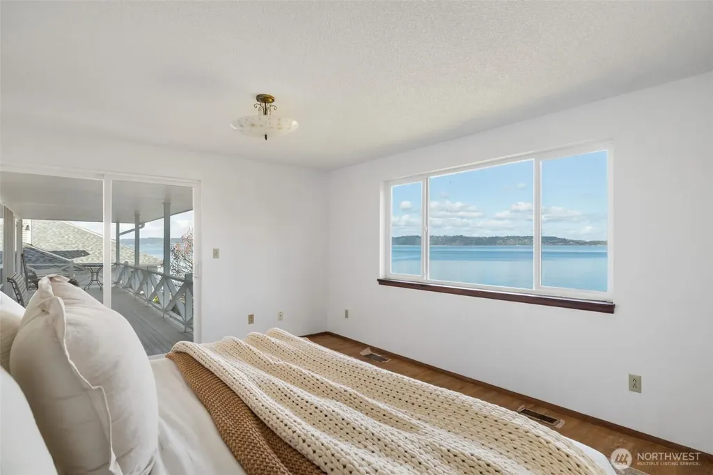 29903 Marine View Dr SW Federal Way WA 98023