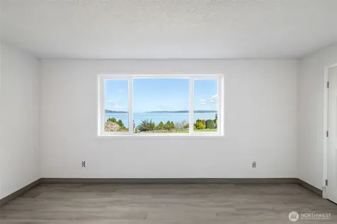 29903 Marine View Dr SW Federal Way WA 98023