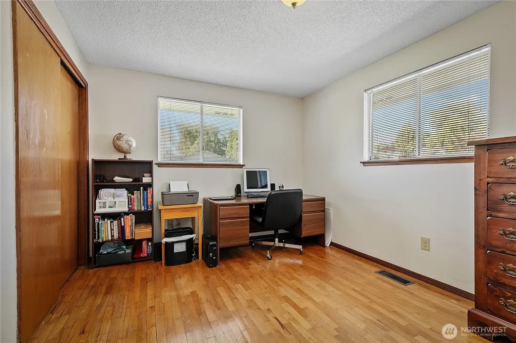 405 N 61st Avenue Yakima WA 98908