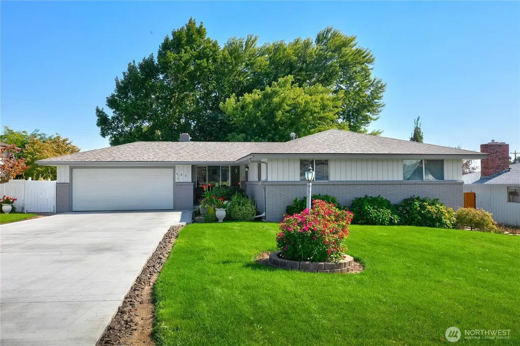 405 N 61st Avenue Yakima WA 98908