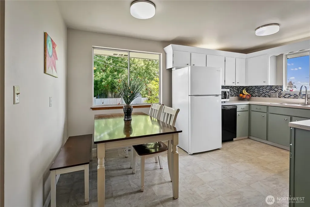 405 N 61st Avenue Yakima WA 98908
