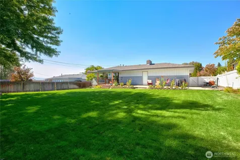 405 N 61st Avenue Yakima WA 98908