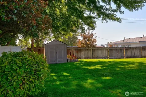 405 N 61st Avenue Yakima WA 98908