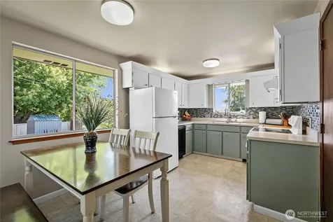 405 N 61st Avenue Yakima WA 98908