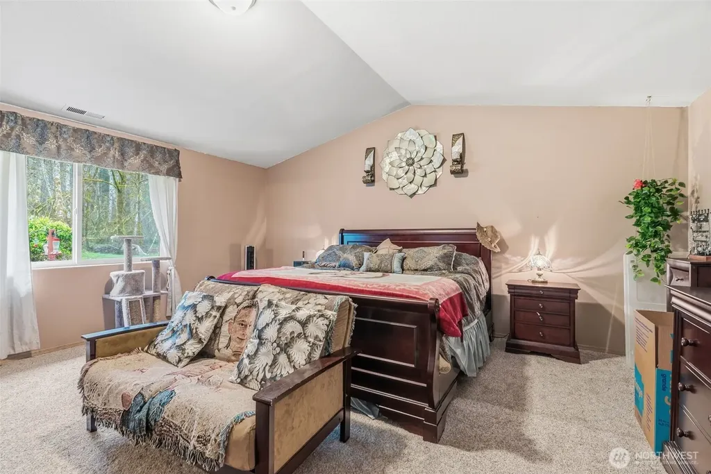 260 Trinity Drive Castle Rock WA 98611