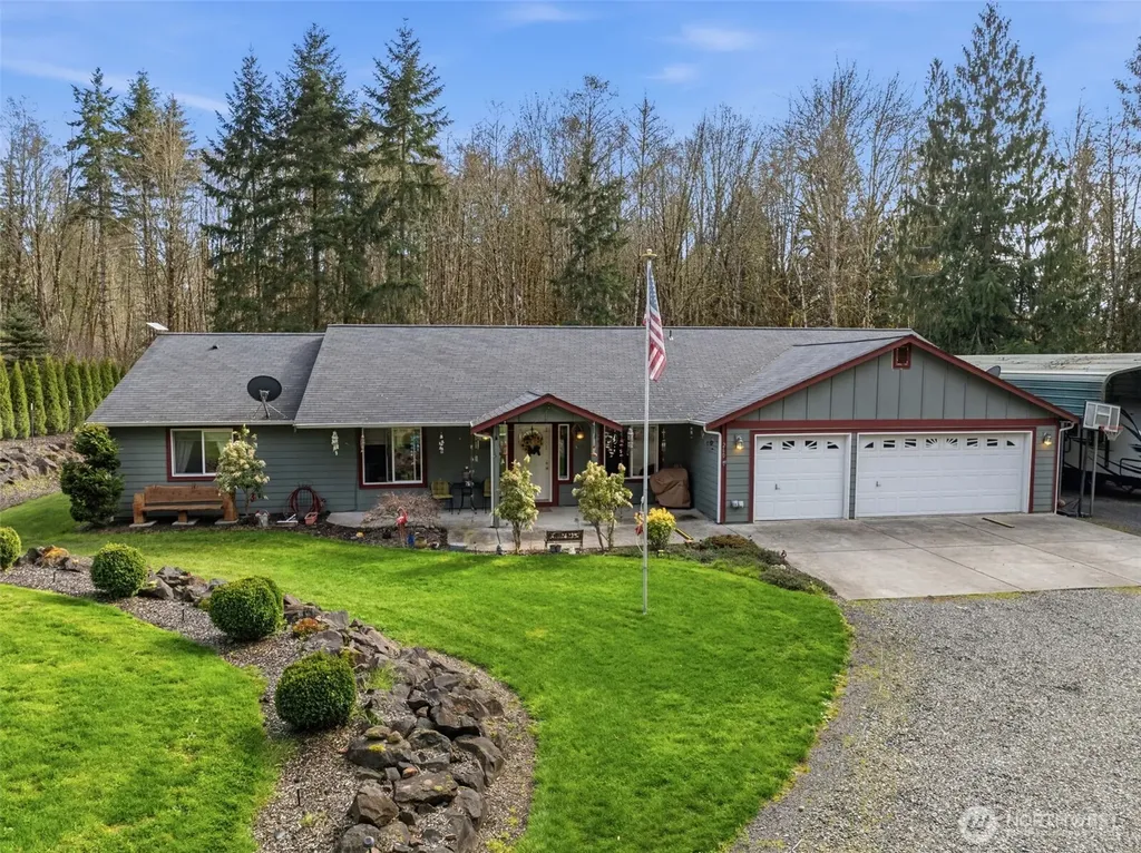260 Trinity Drive Castle Rock WA 98611