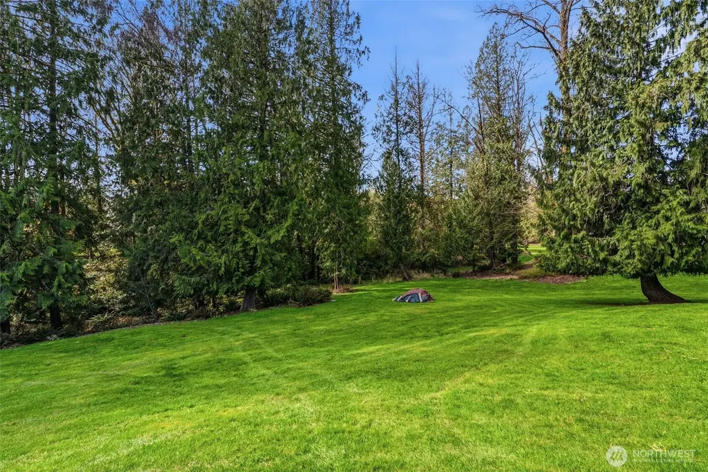 260 Trinity Drive Castle Rock WA 98611