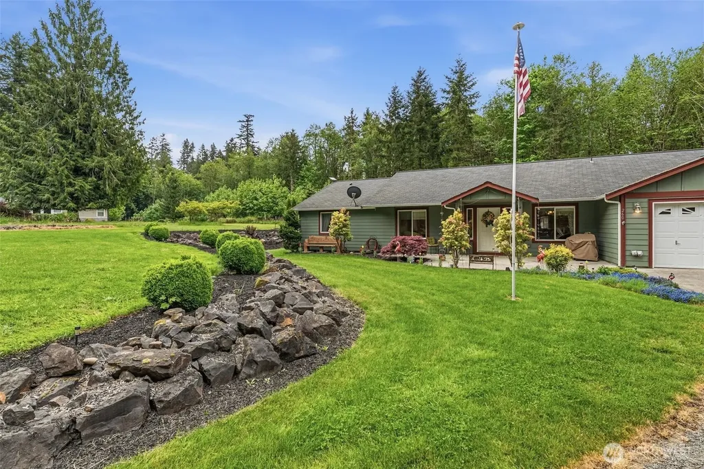 260 Trinity Drive Castle Rock WA 98611