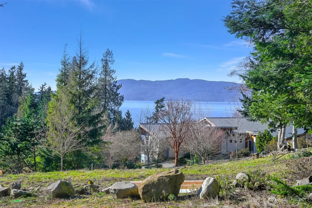 405 Arbutus Place Bellingham WA 98225
