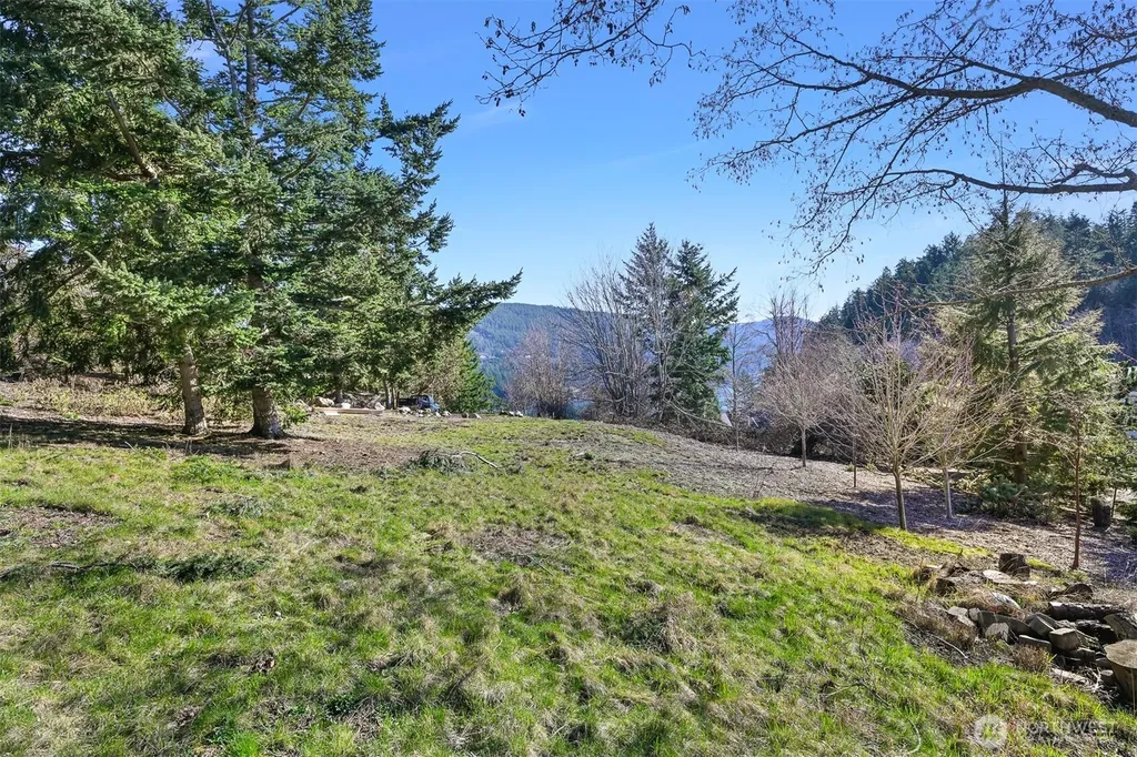 405 Arbutus Place Bellingham WA 98225