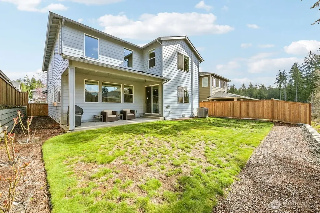 4850 Limerick Drive SW Port Orchard WA 98367