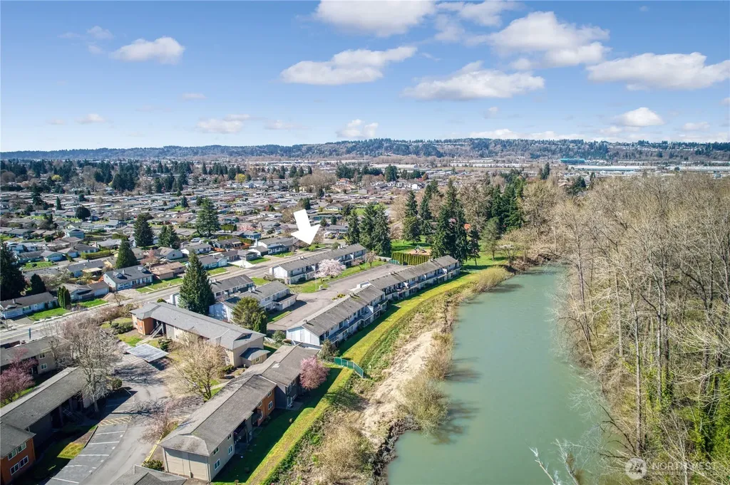1519 22nd St NE Auburn WA 98002