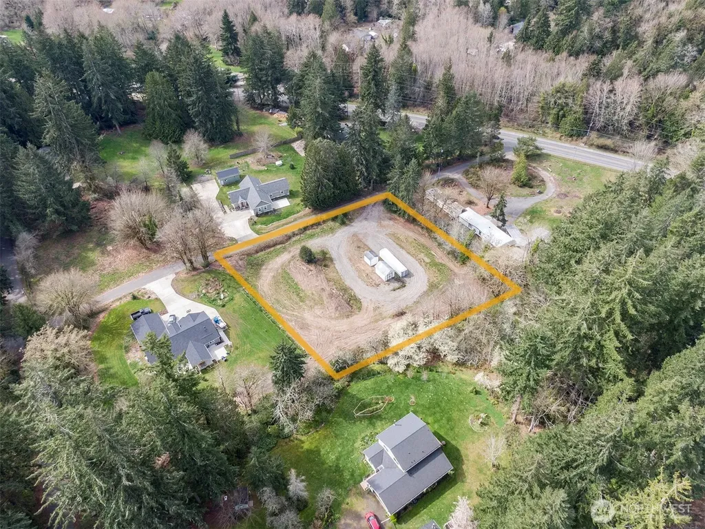 17227 4th Avenue NW Lakebay WA 98349